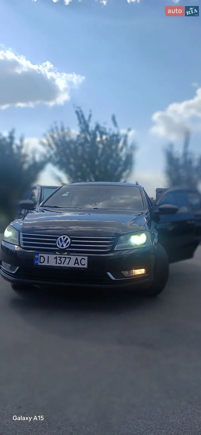 Volkswagen Passat, 2011