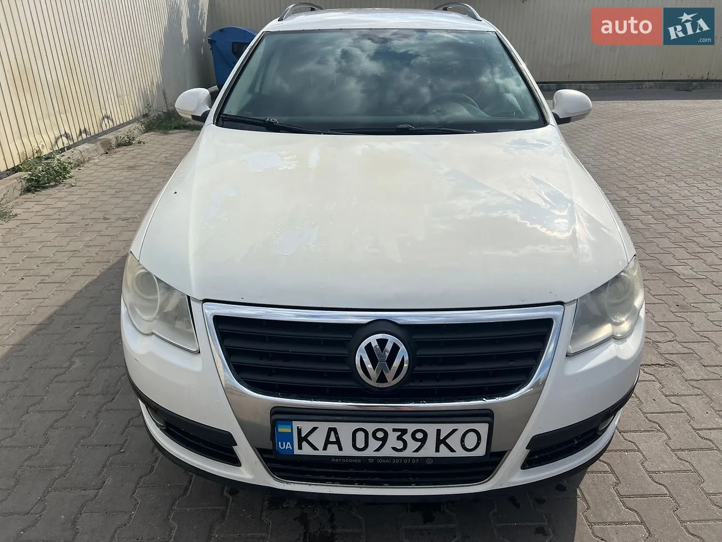 Volkswagen Passat 2010 — 1
