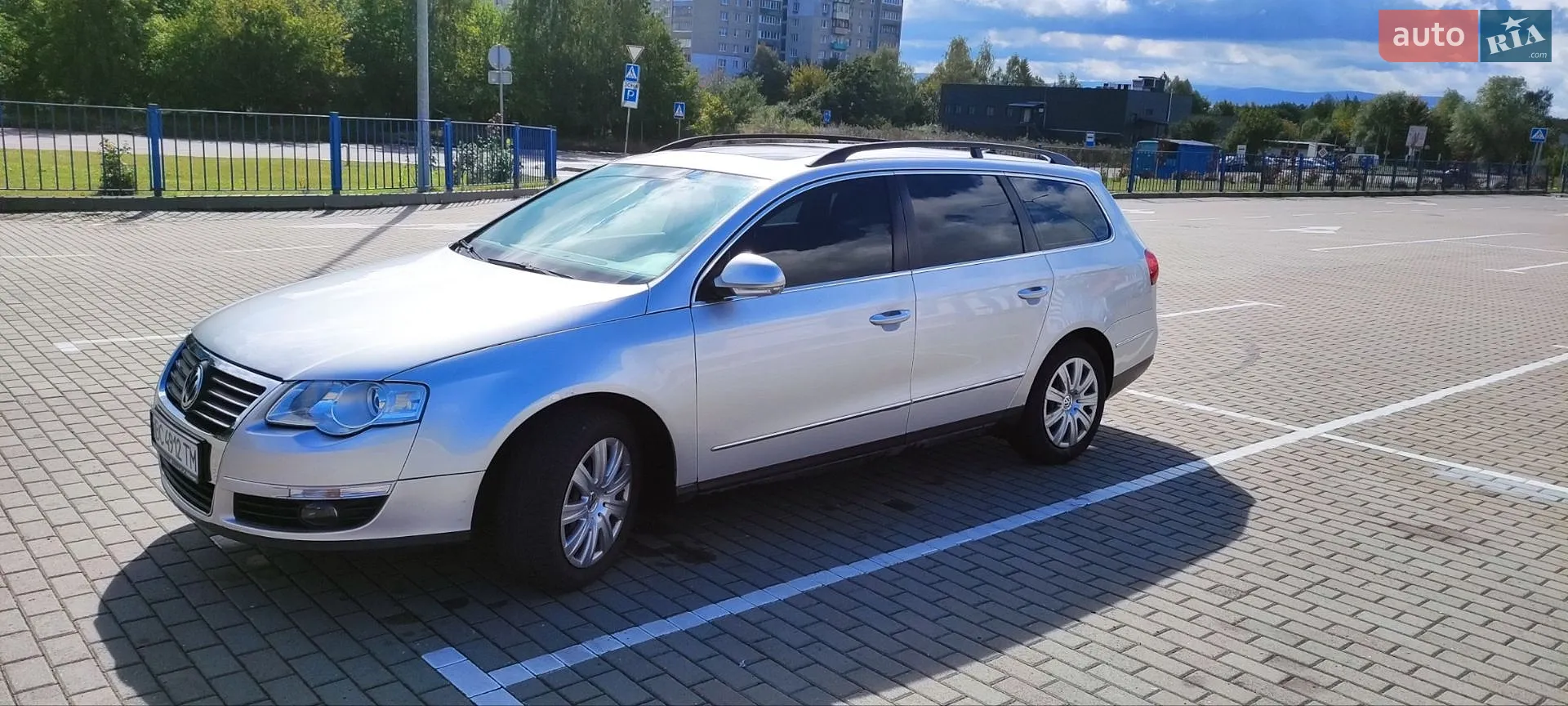 Volkswagen Passat, 2010
