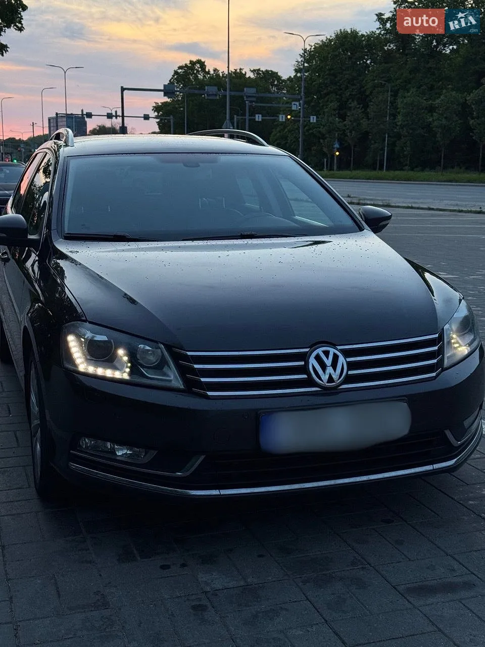 Volkswagen Passat, 2011