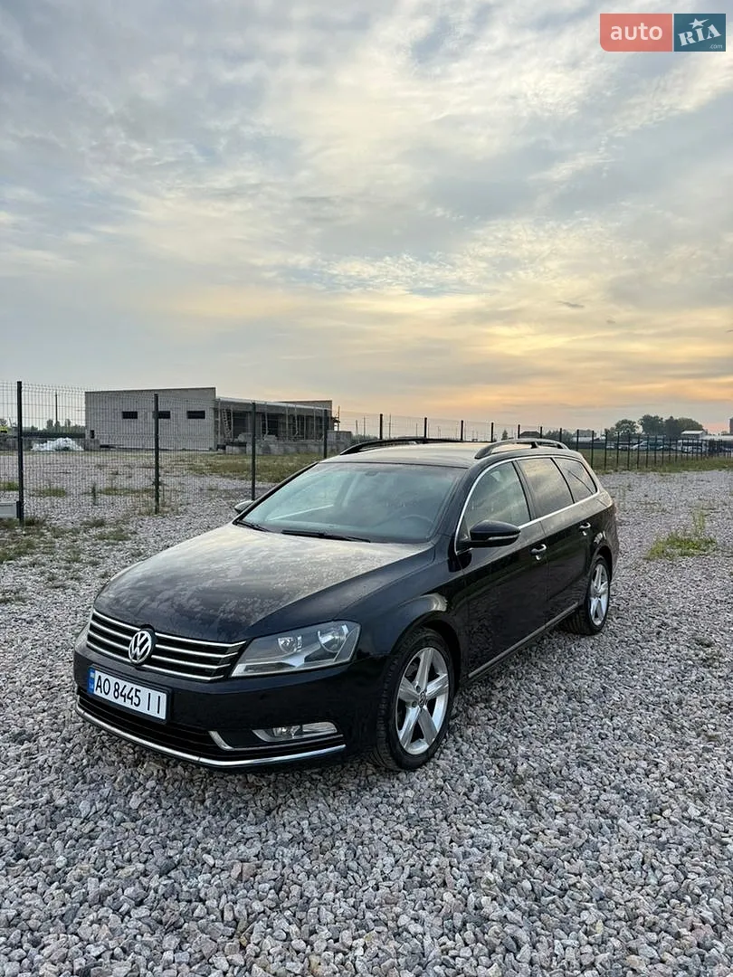 Volkswagen Passat, 2011
