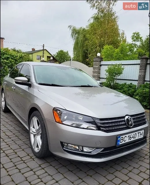 Volkswagen Passat, 2012
