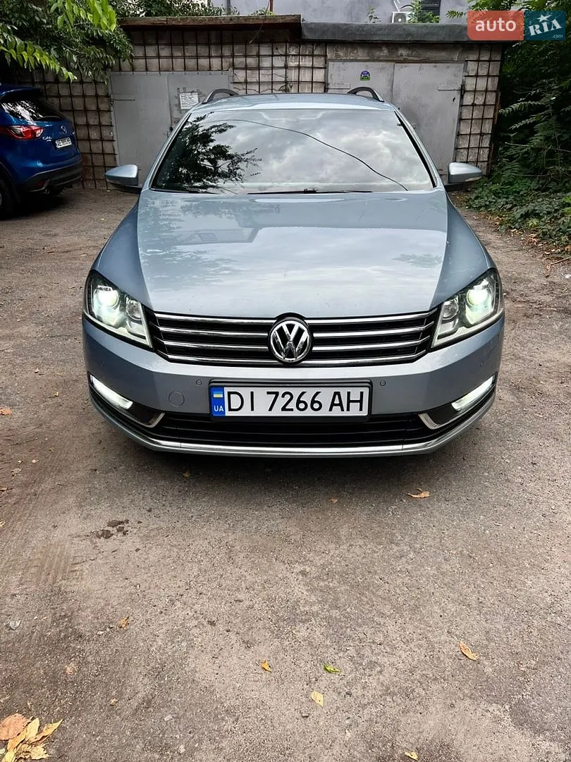 Volkswagen Passat, 2012