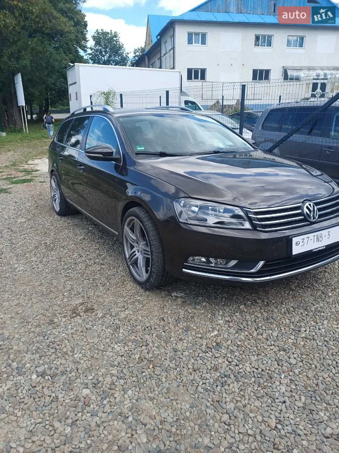Volkswagen Passat 2011 — 1