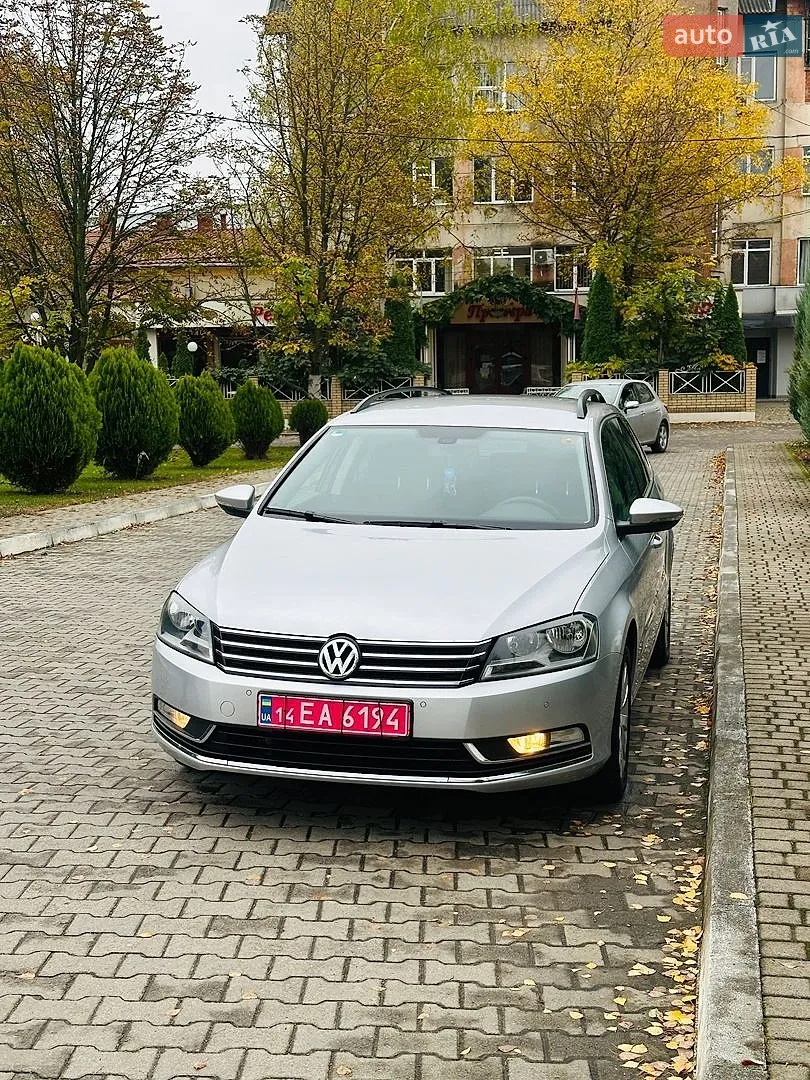 Volkswagen Passat, 2011