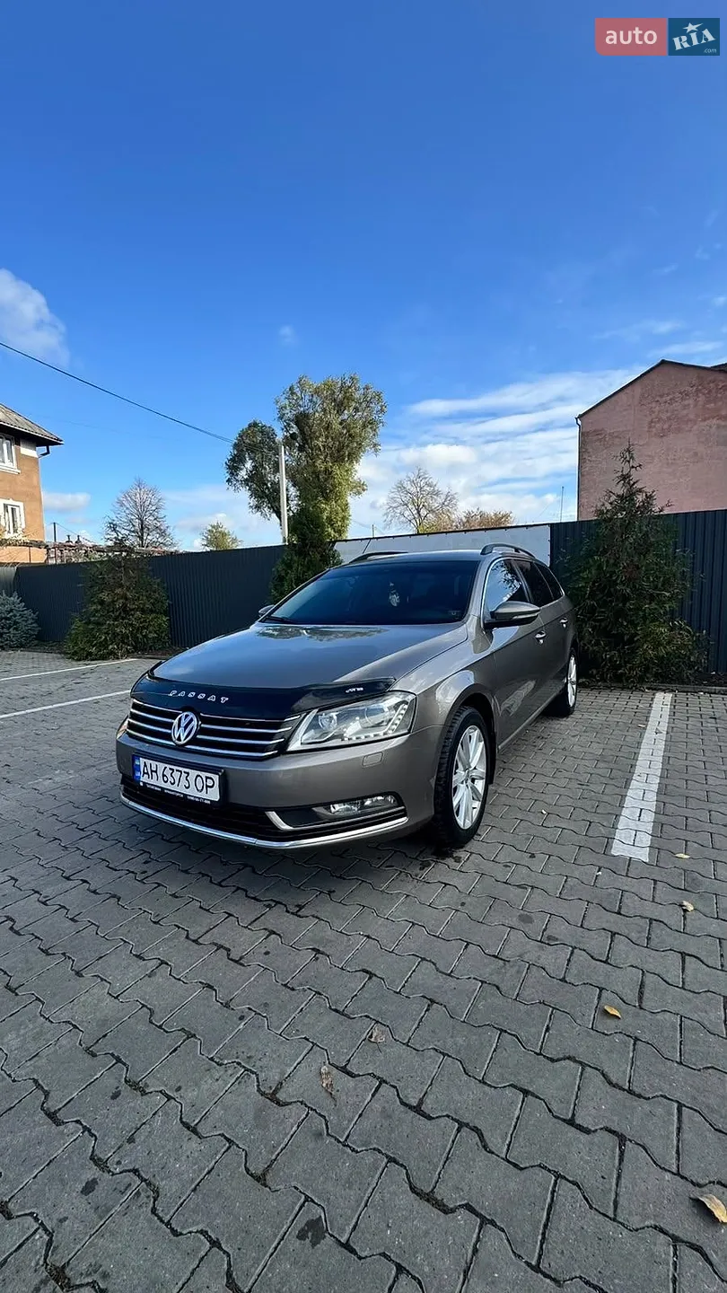 Volkswagen Passat, 2011