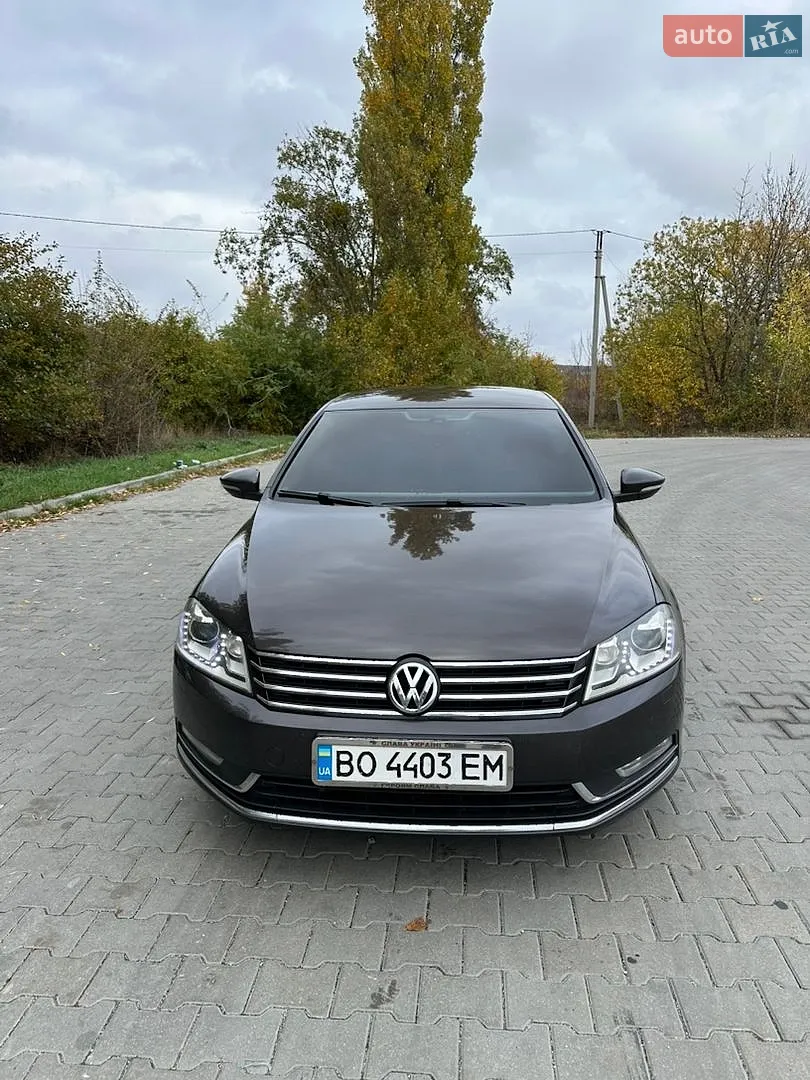 Volkswagen Passat, 2011