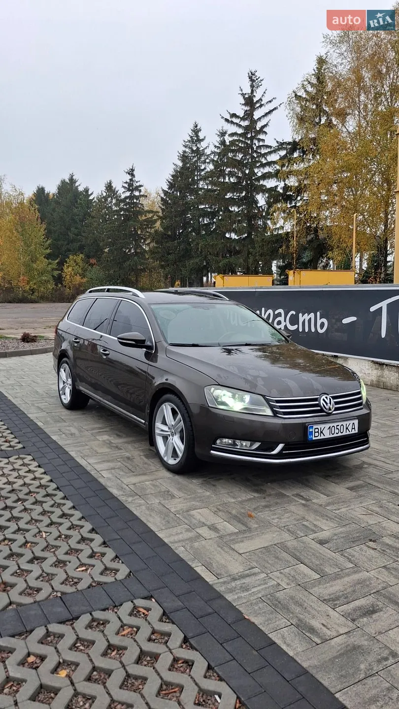 Volkswagen Passat, 2011