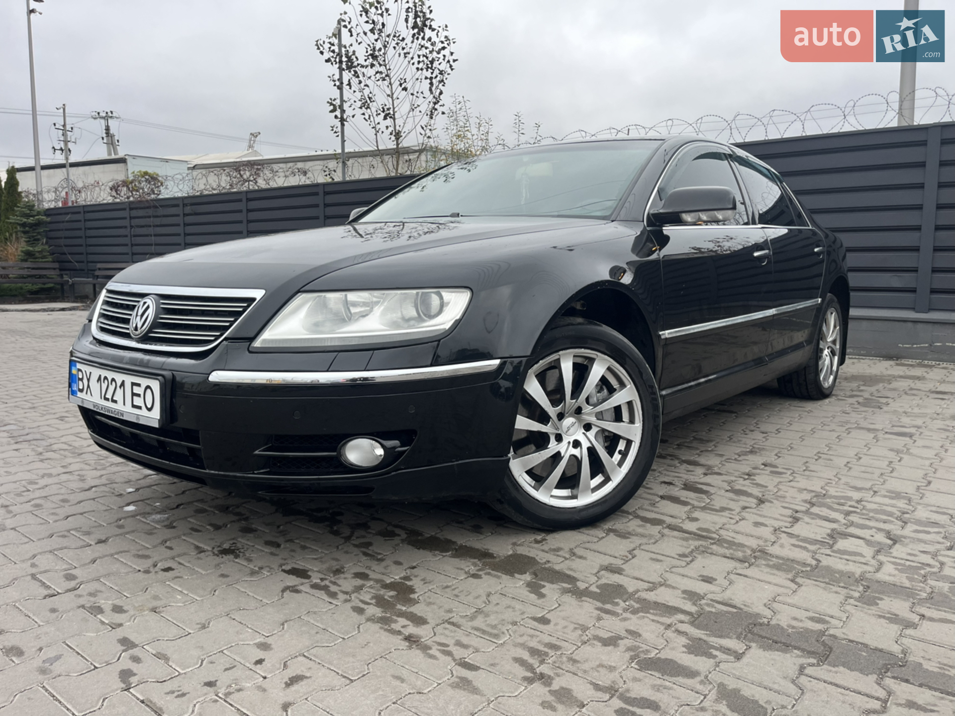 Volkswagen Phaeton, 2005