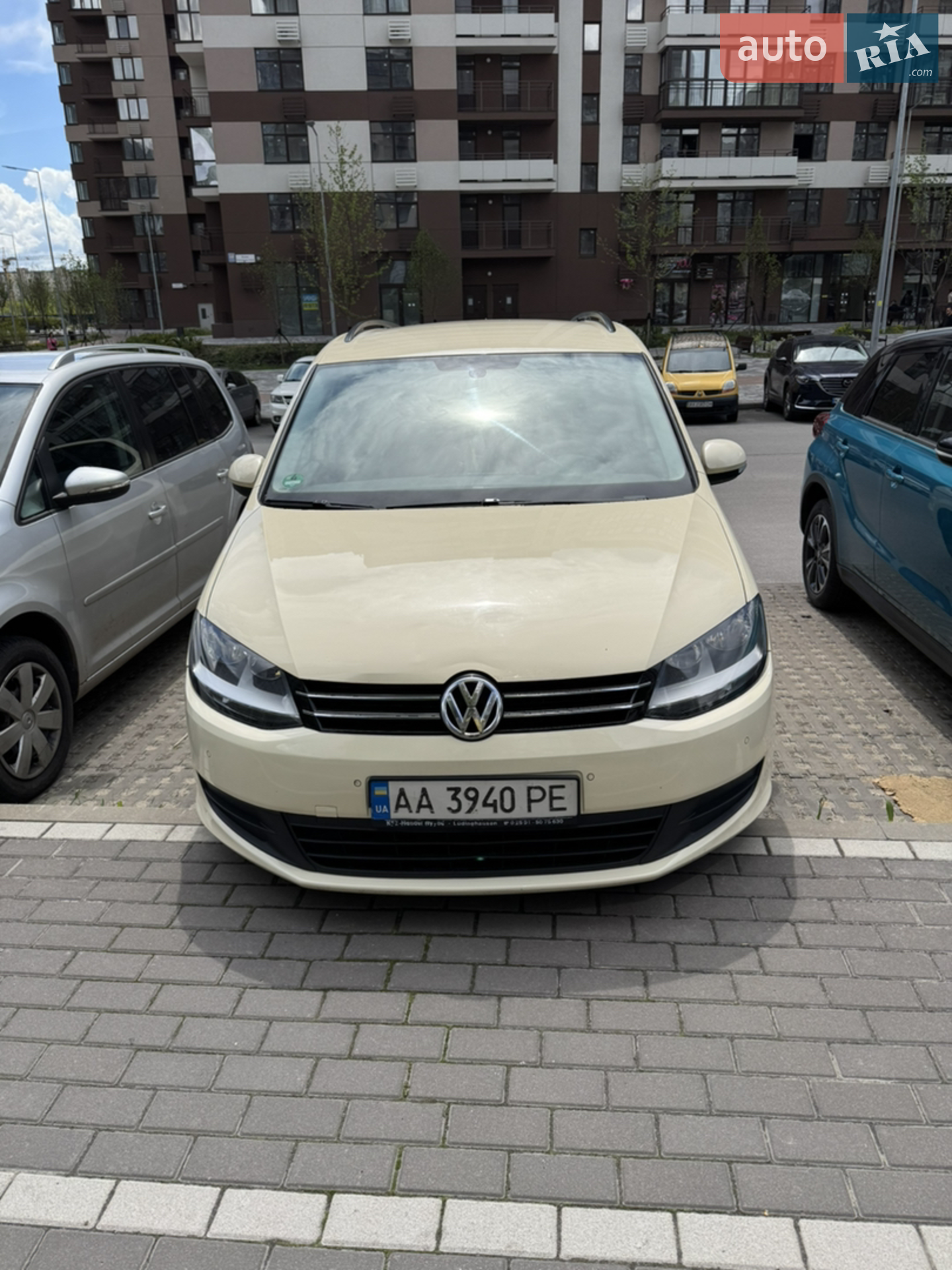 Volkswagen Sharan, 2011