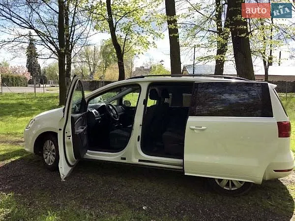 Volkswagen Sharan, 2011