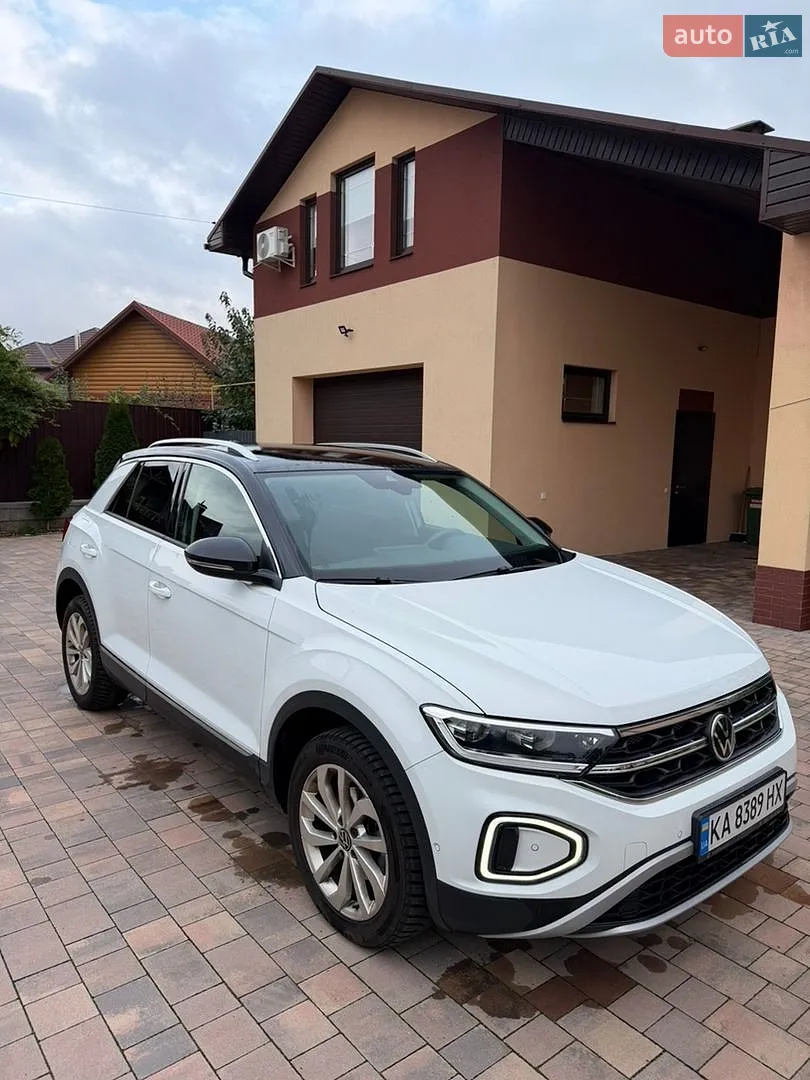 Volkswagen T-Roc, 2022