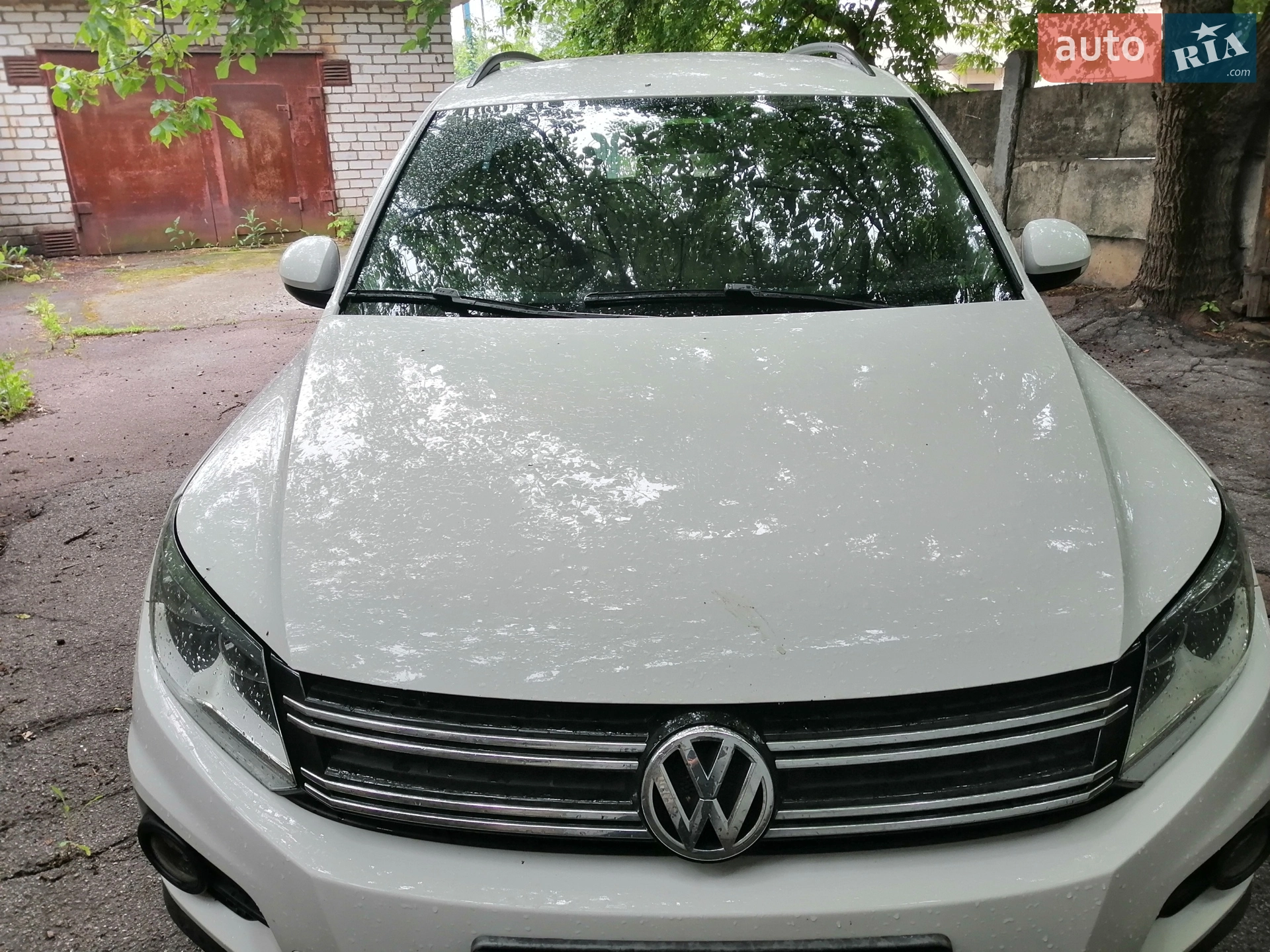 Volkswagen Tiguan, 2011