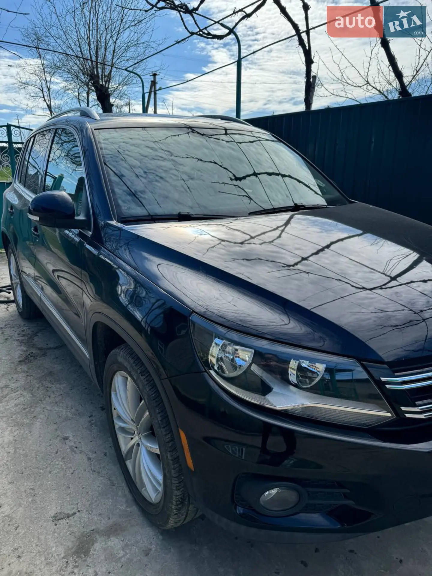 Volkswagen Tiguan, 2011