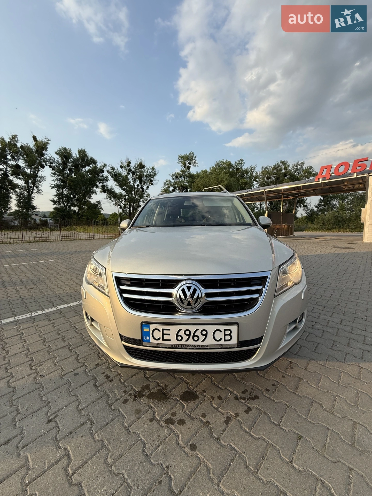 Volkswagen Tiguan, 2011
