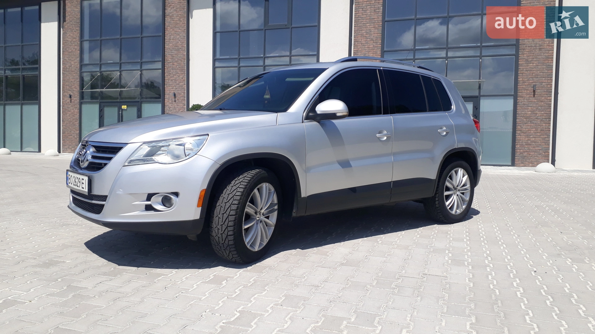 Volkswagen Tiguan, 2011