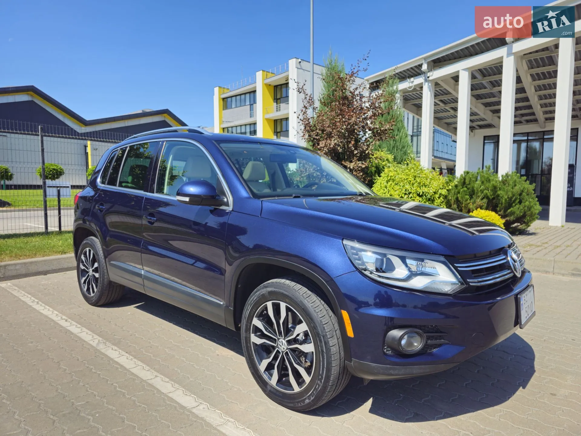 Volkswagen Tiguan, 2011