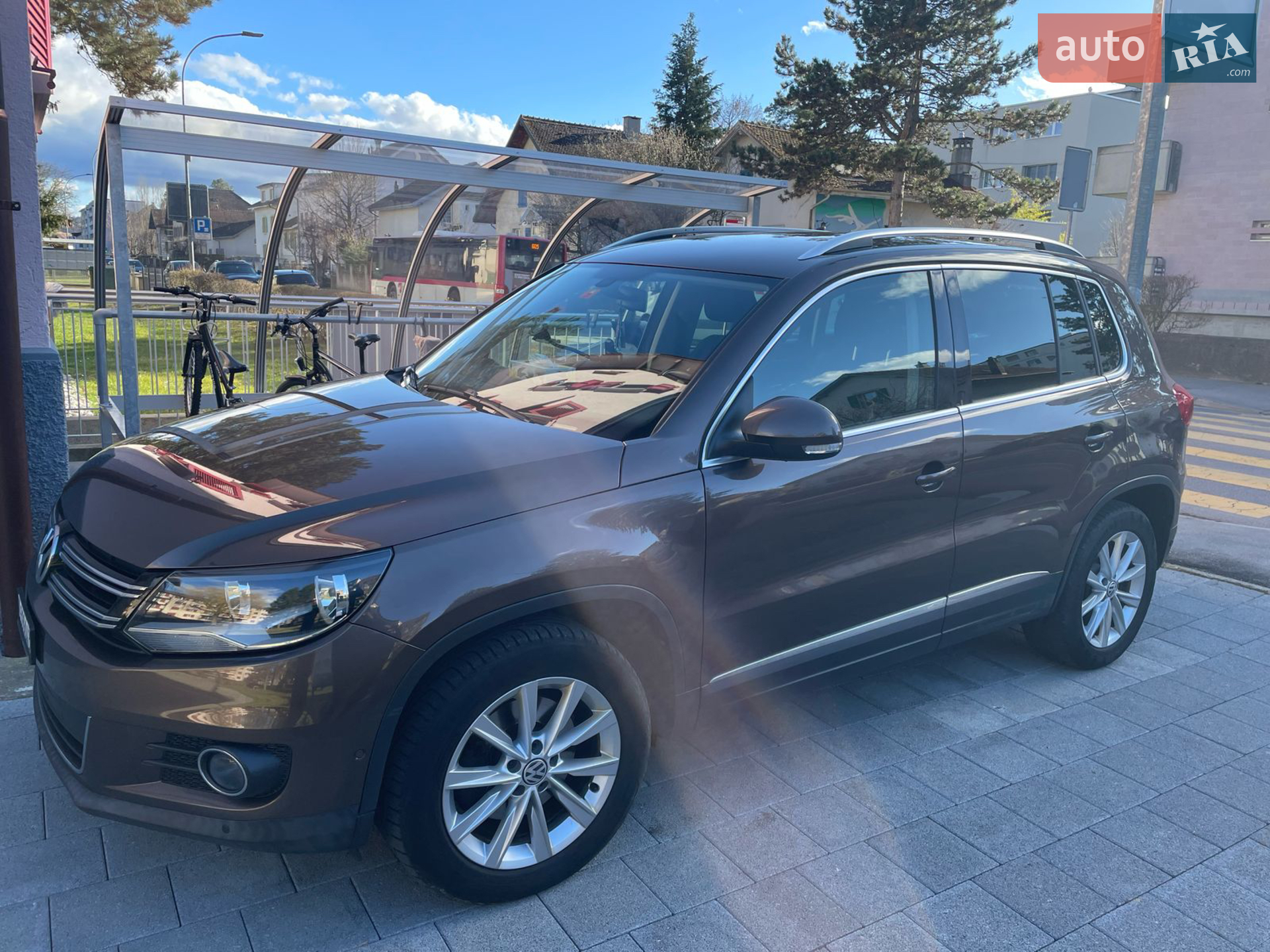Volkswagen Tiguan, 2011