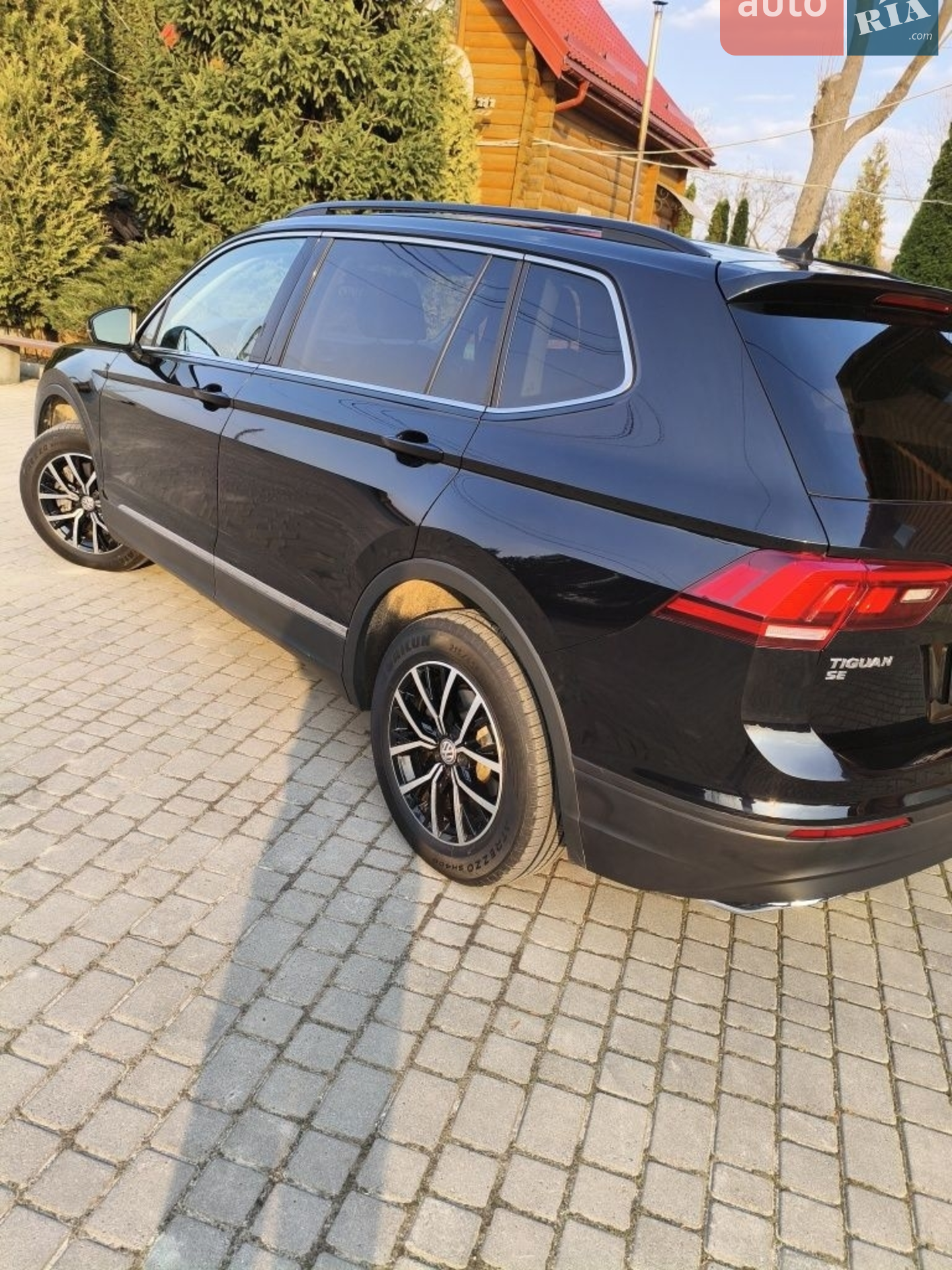 Volkswagen Tiguan 2021 — 1