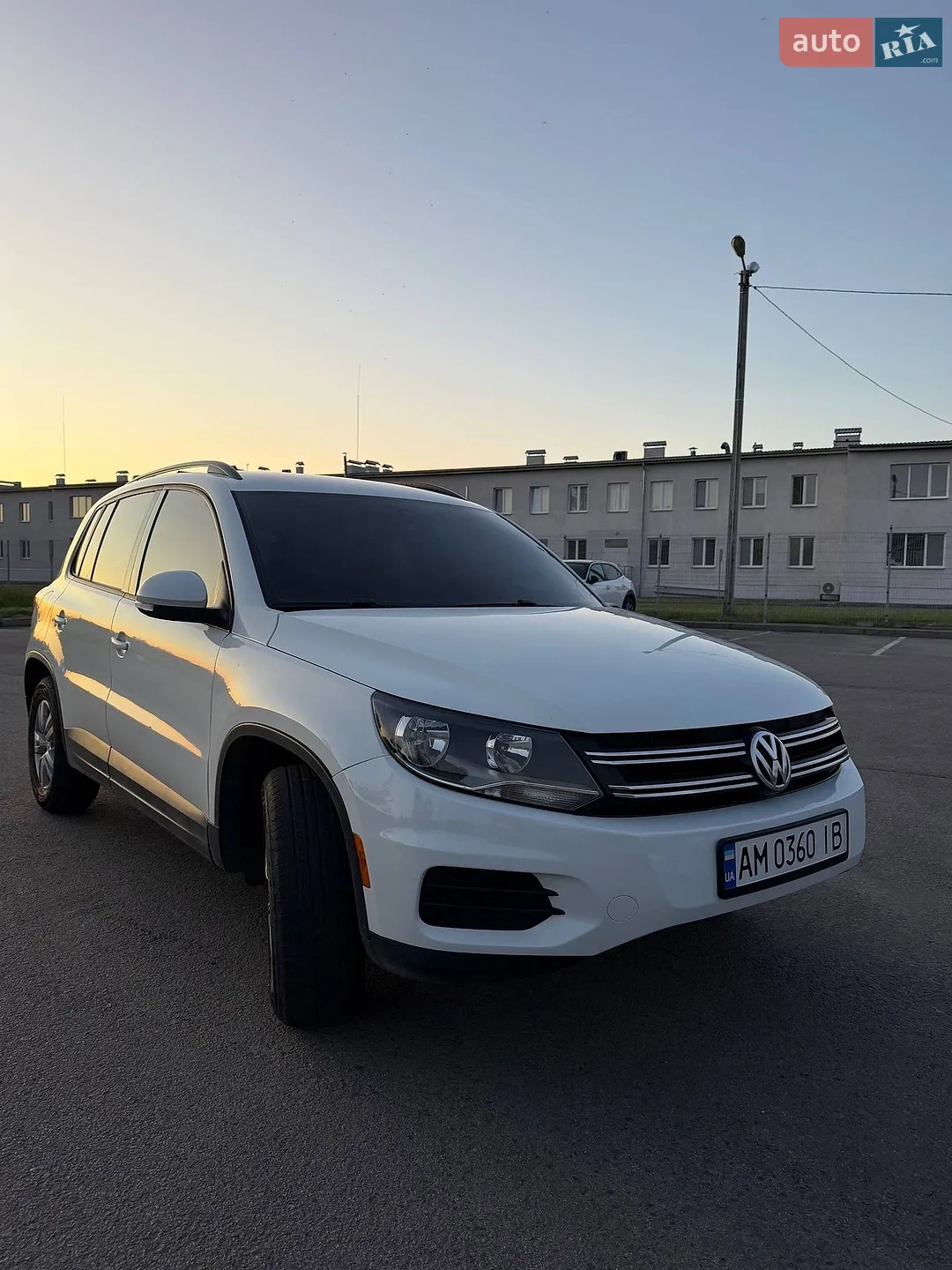 Volkswagen Tiguan 2015 — 1