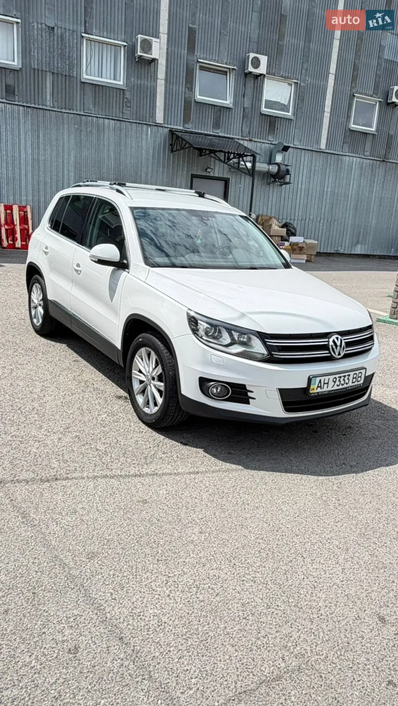 Volkswagen Tiguan, 2012
