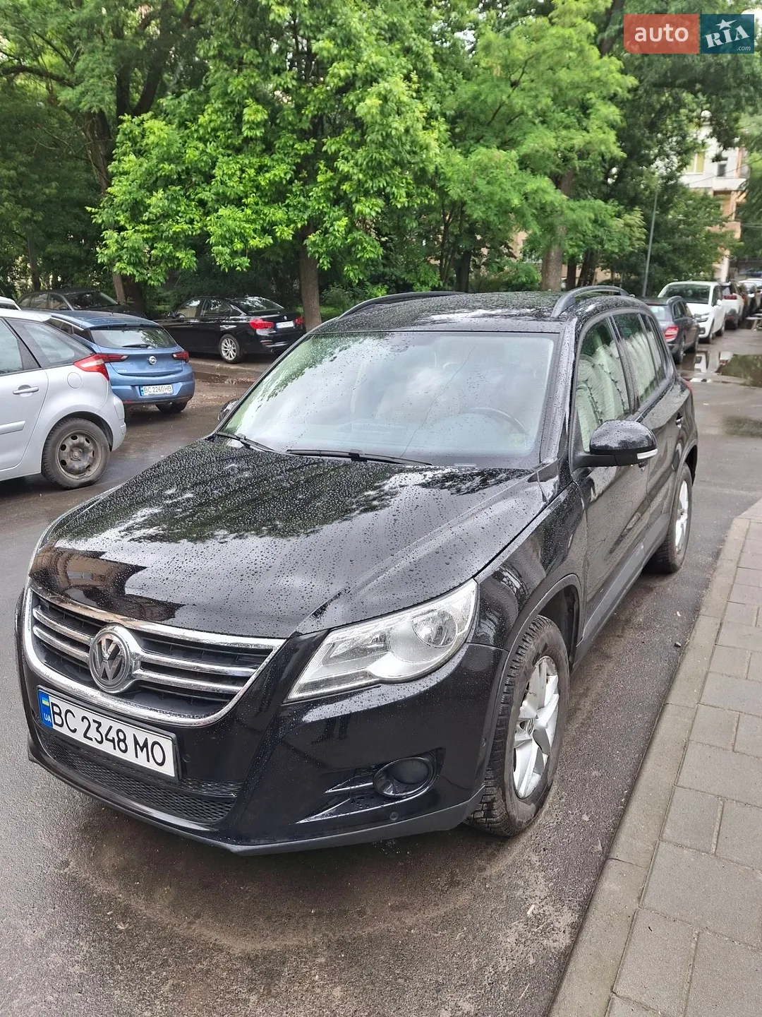 Volkswagen Tiguan, 2011