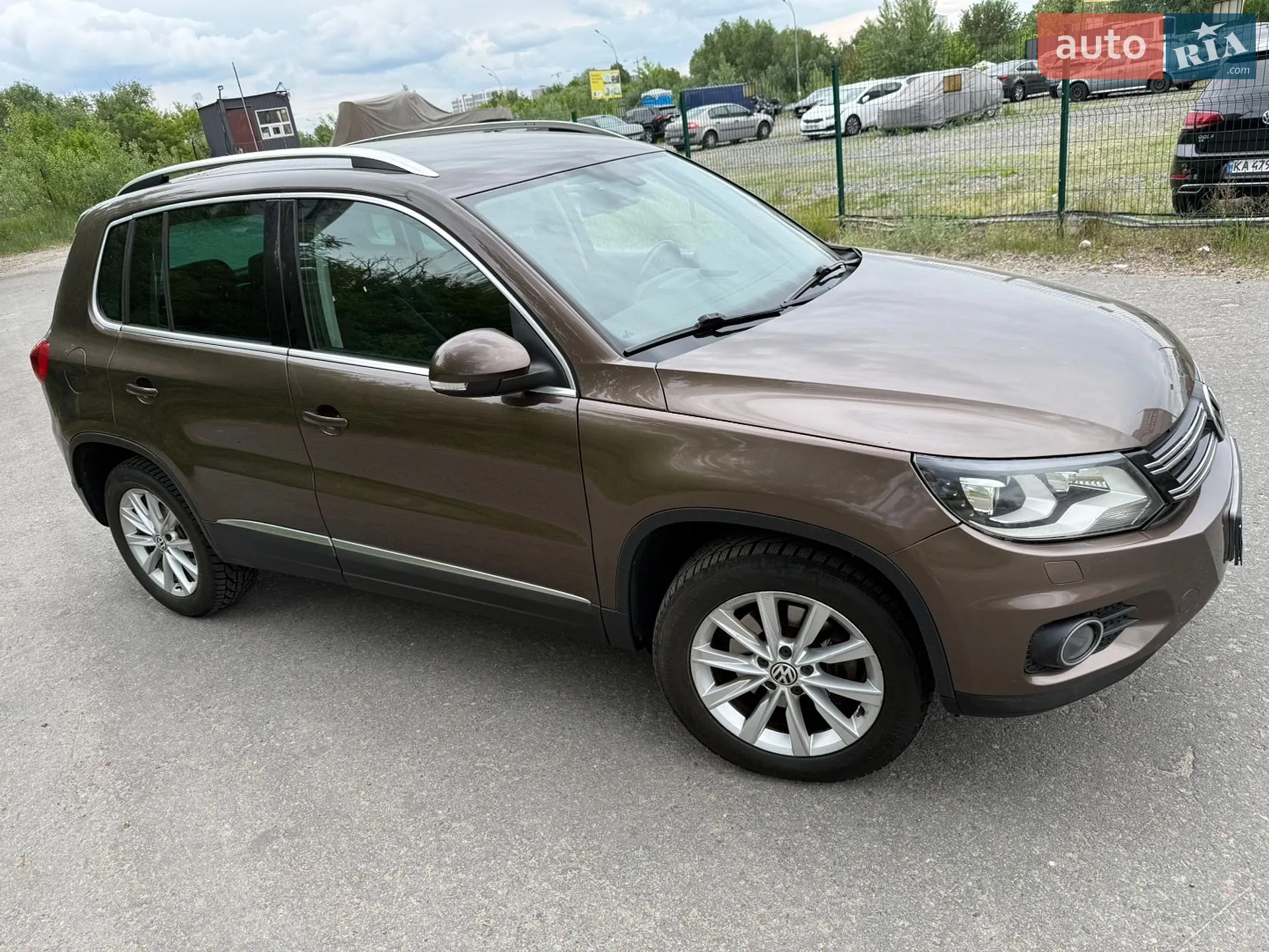 Volkswagen Tiguan, 2011