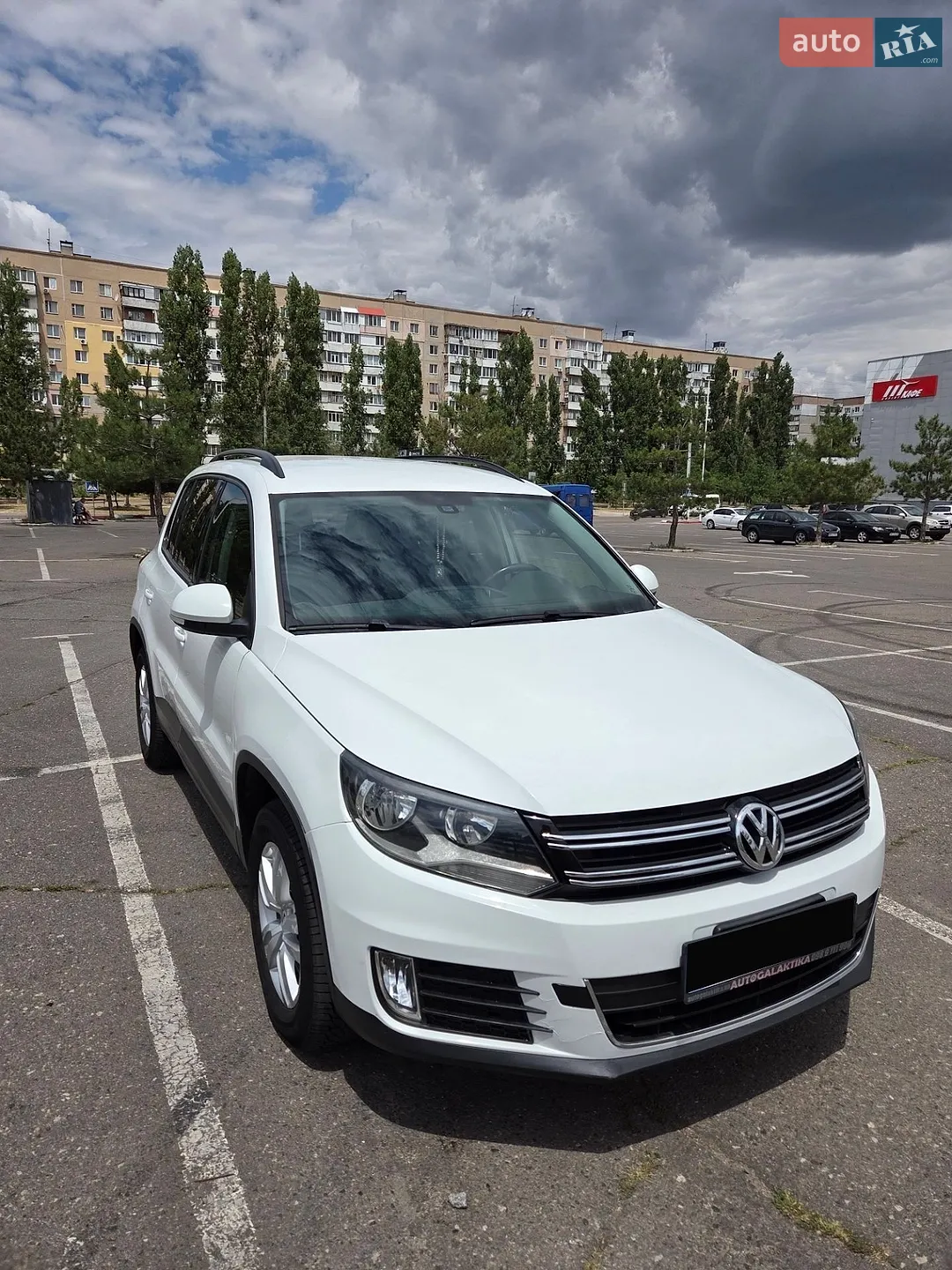 Volkswagen Tiguan, 2015