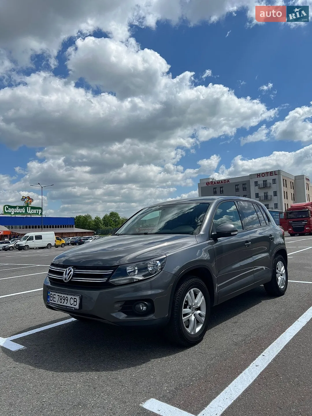 Volkswagen Tiguan, 2012