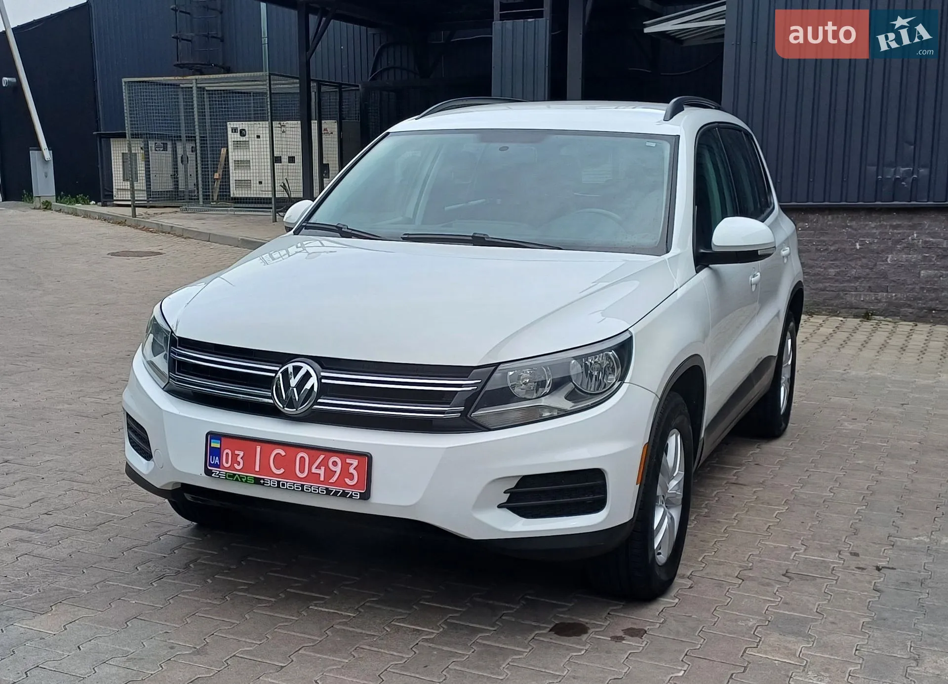 Volkswagen Tiguan, 2015