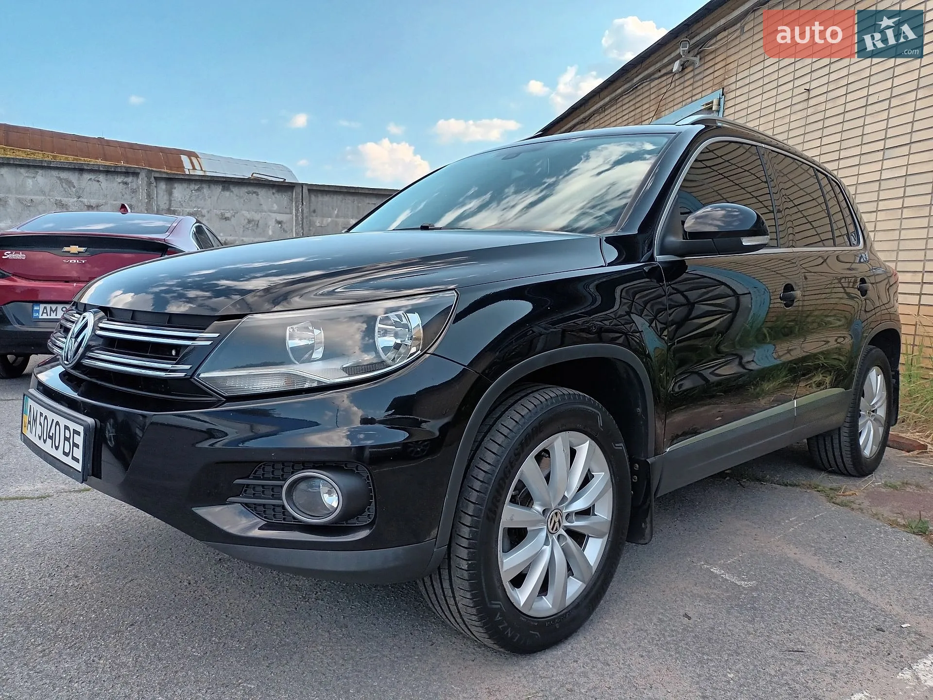 Volkswagen Tiguan, 2011
