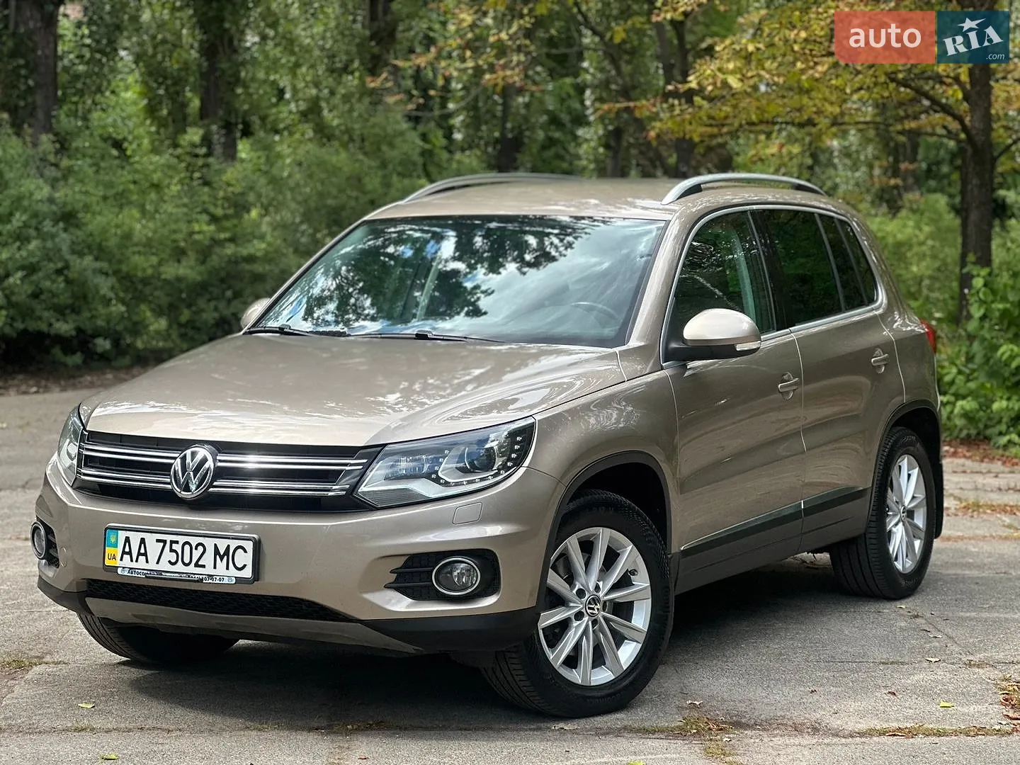 Volkswagen Tiguan, 2012