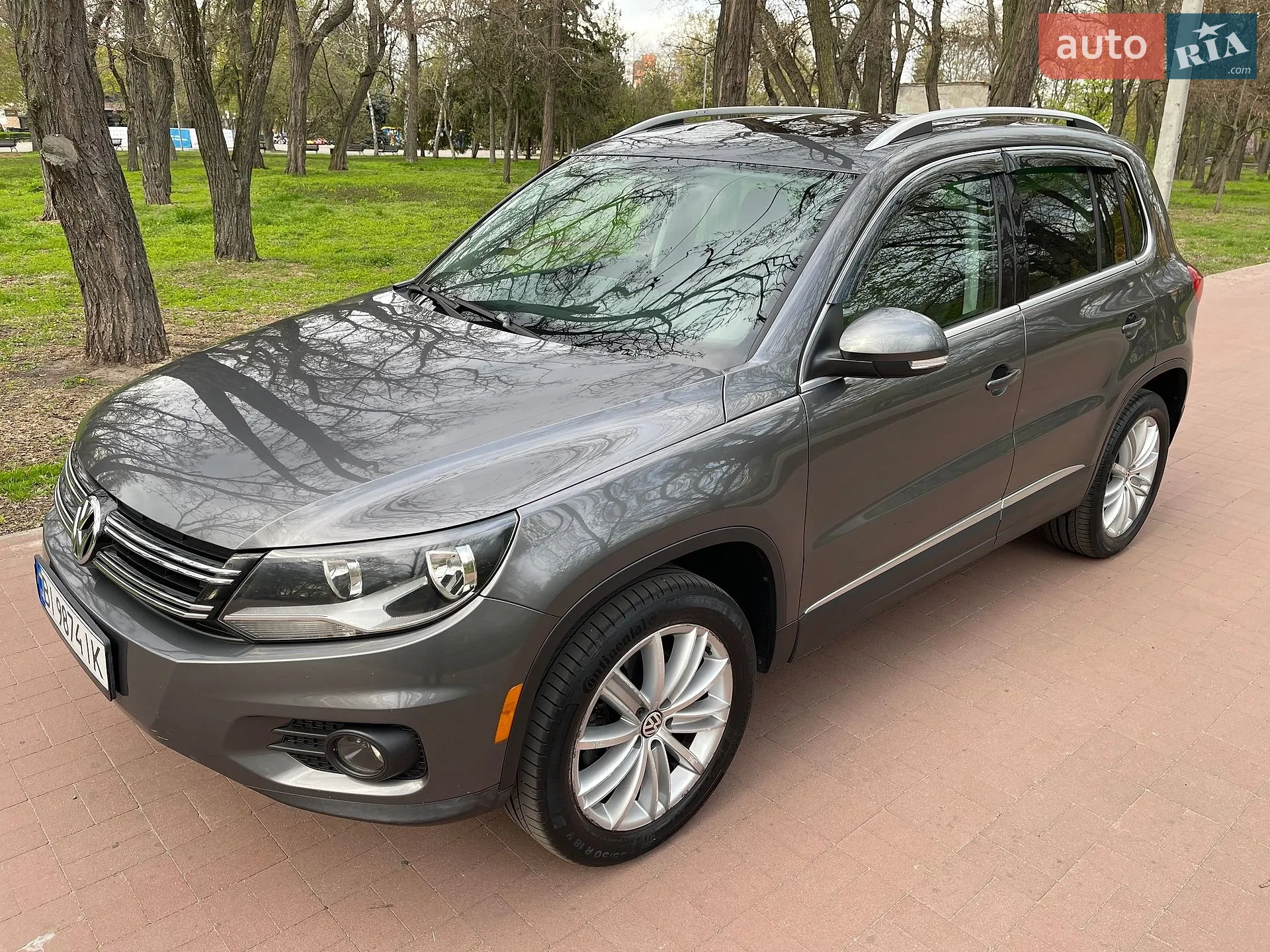 Volkswagen Tiguan, 2015
