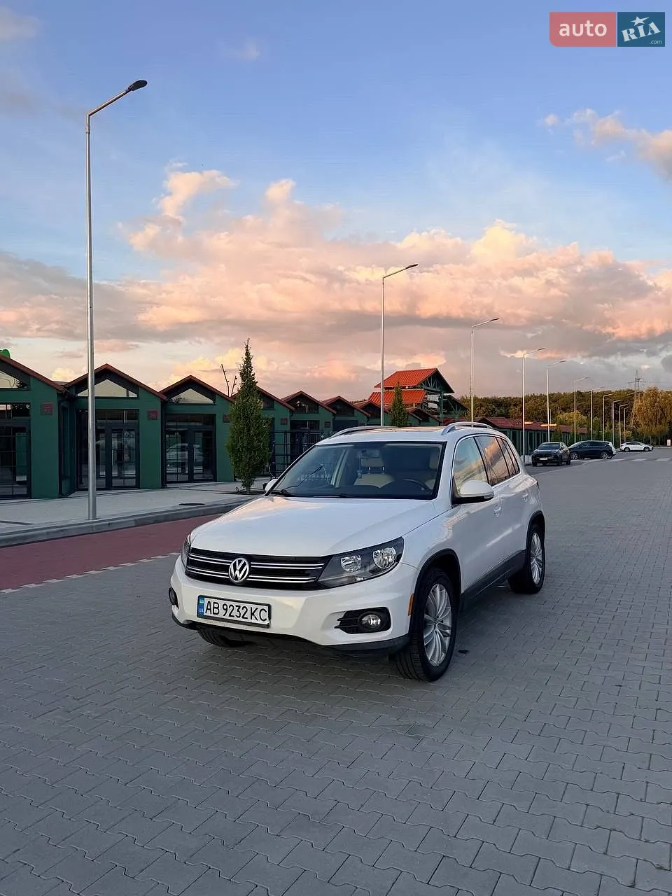 Volkswagen Tiguan, 2012