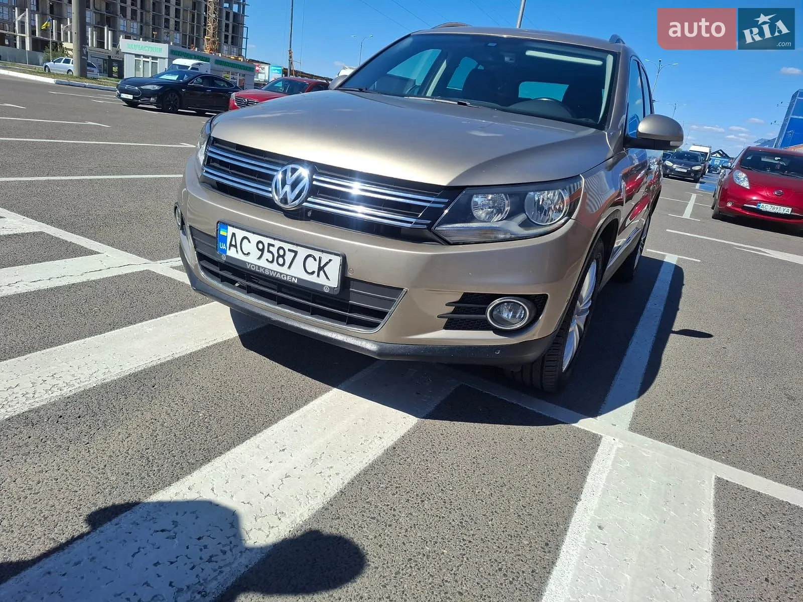 Volkswagen Tiguan, 2015