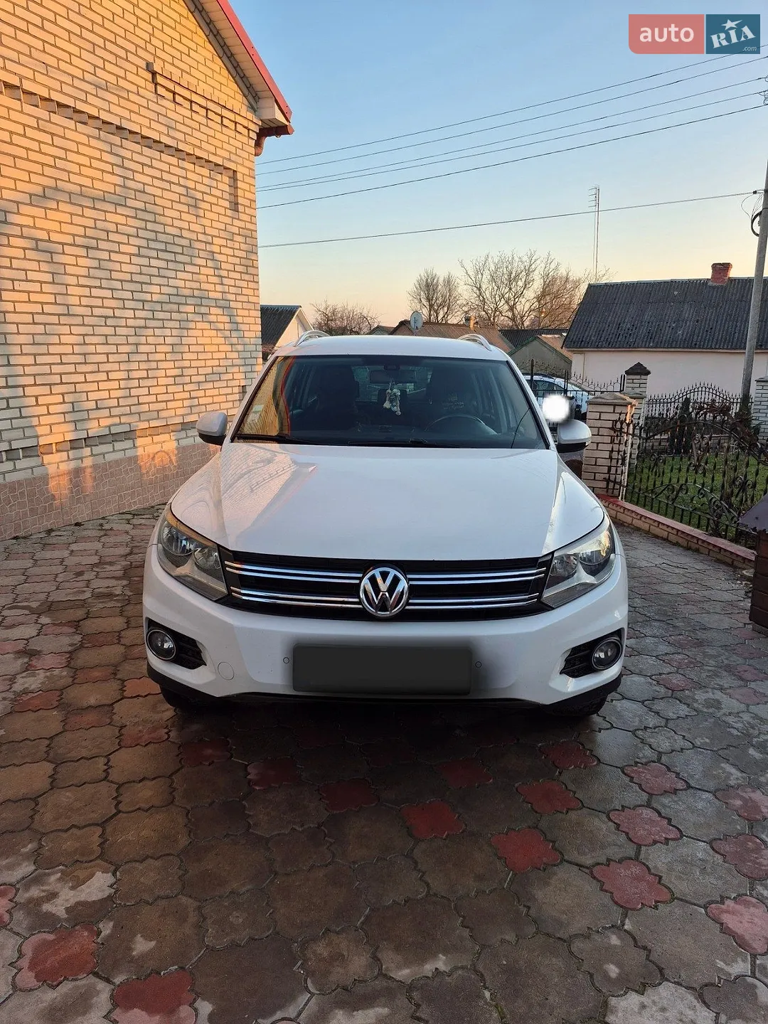 Volkswagen Tiguan, 2011