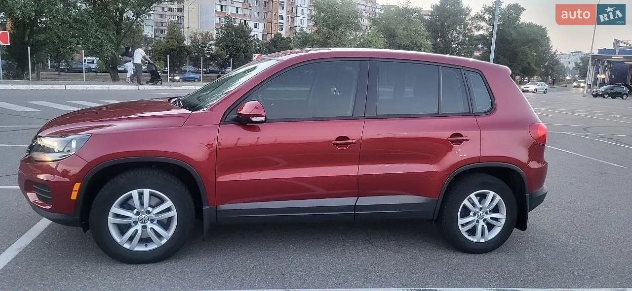 Volkswagen Tiguan, 2012