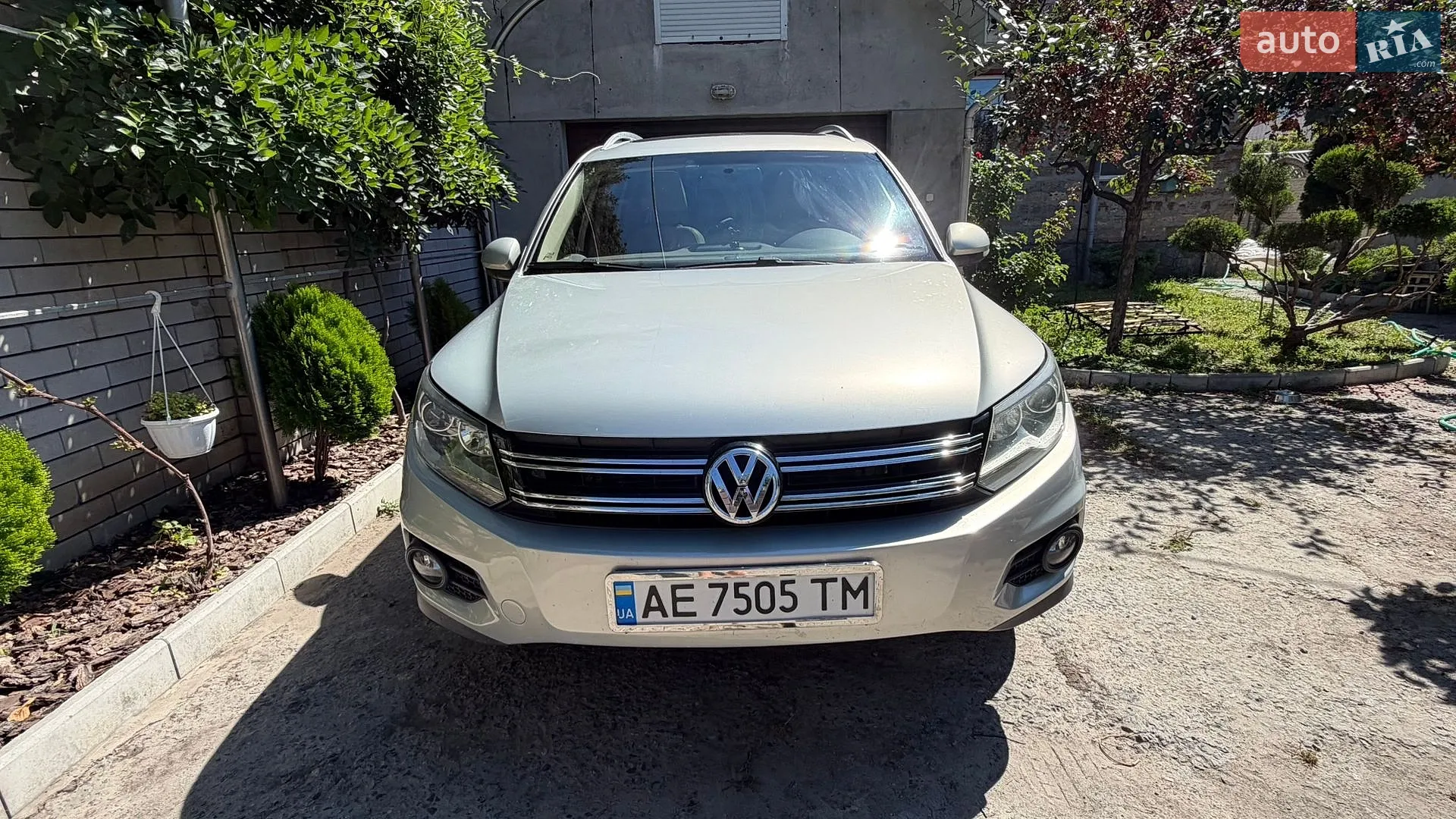Volkswagen Tiguan, 2012