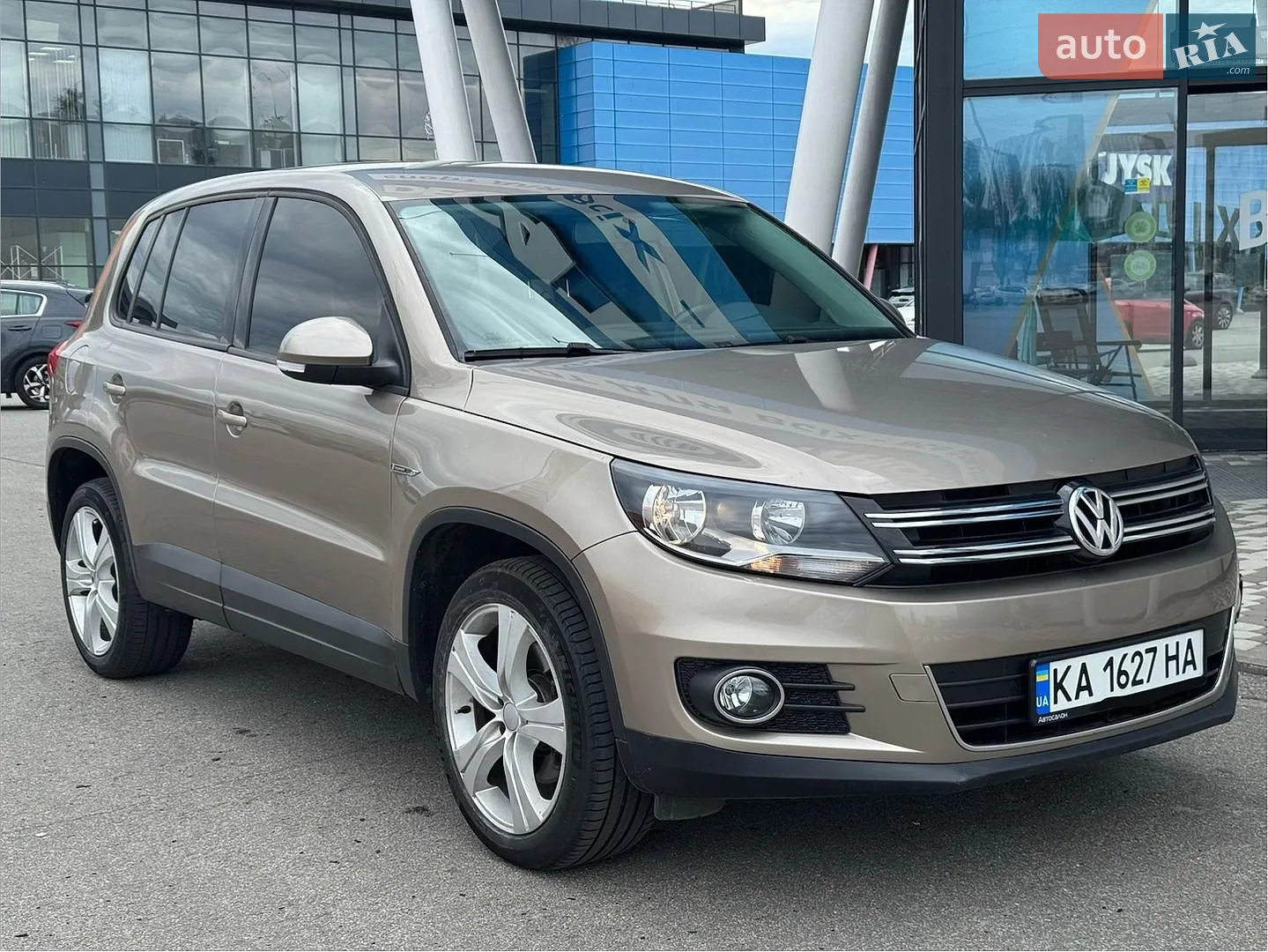 Volkswagen Tiguan, 2015