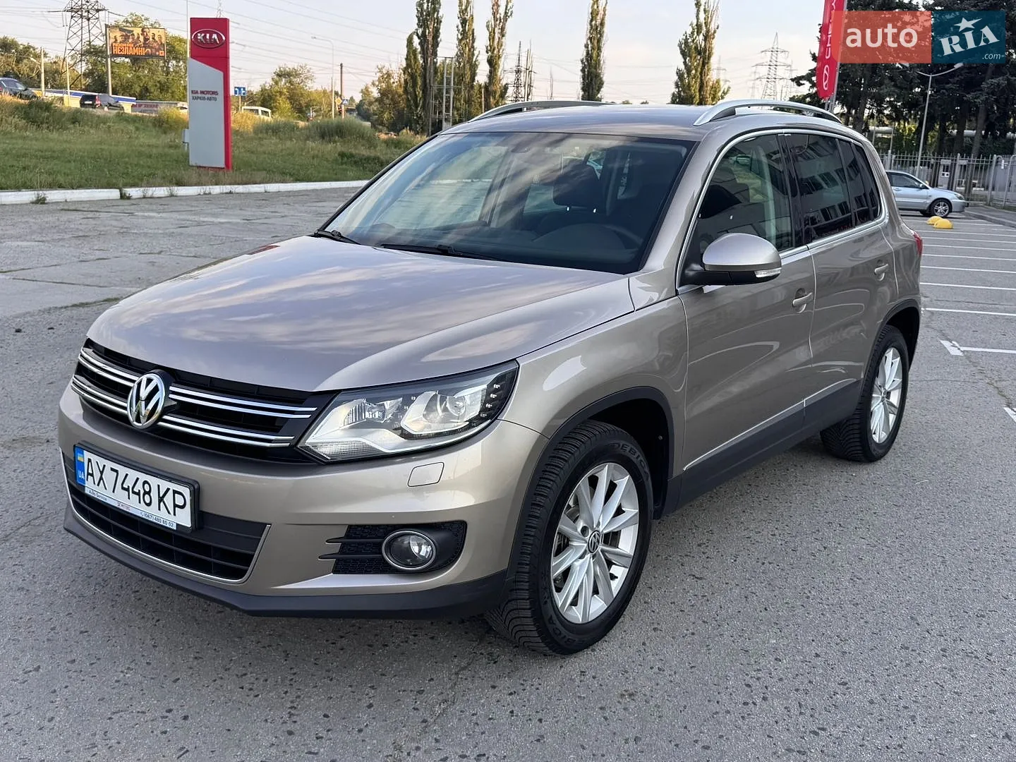 Volkswagen Tiguan, 2015