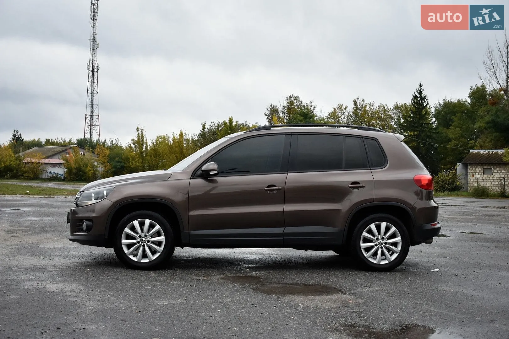 Volkswagen Tiguan, 2012