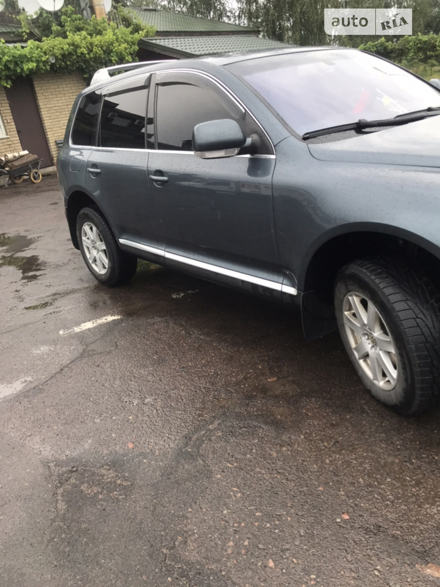 Volkswagen Touareg, 2004