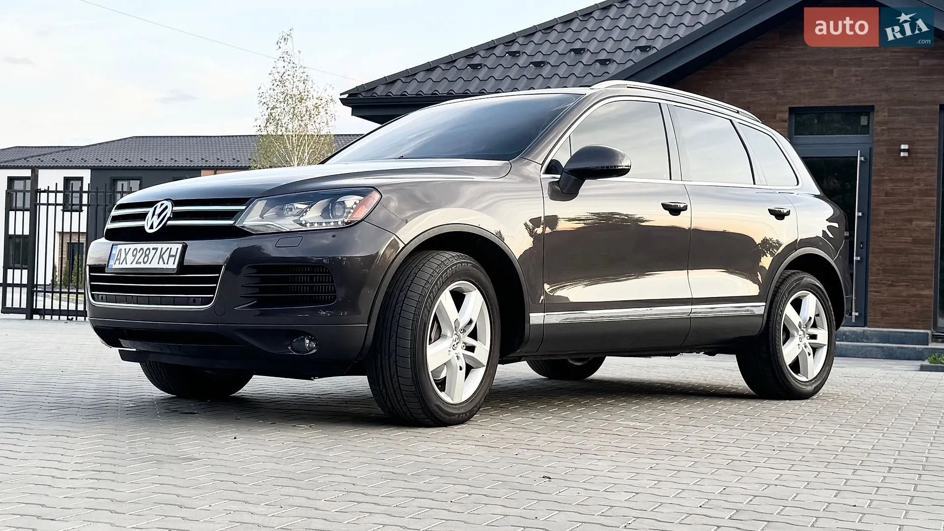 Volkswagen Touareg, 2011