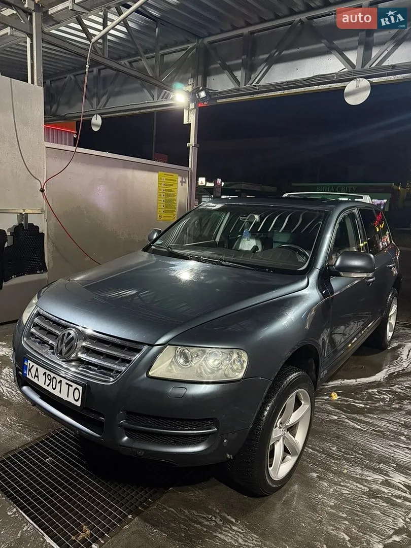 Volkswagen Touareg, 2004