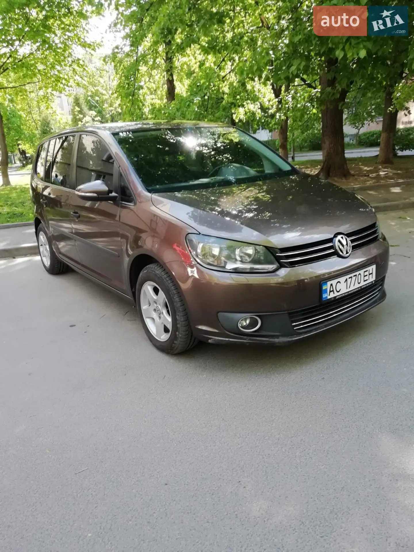 Volkswagen Touran, 2012