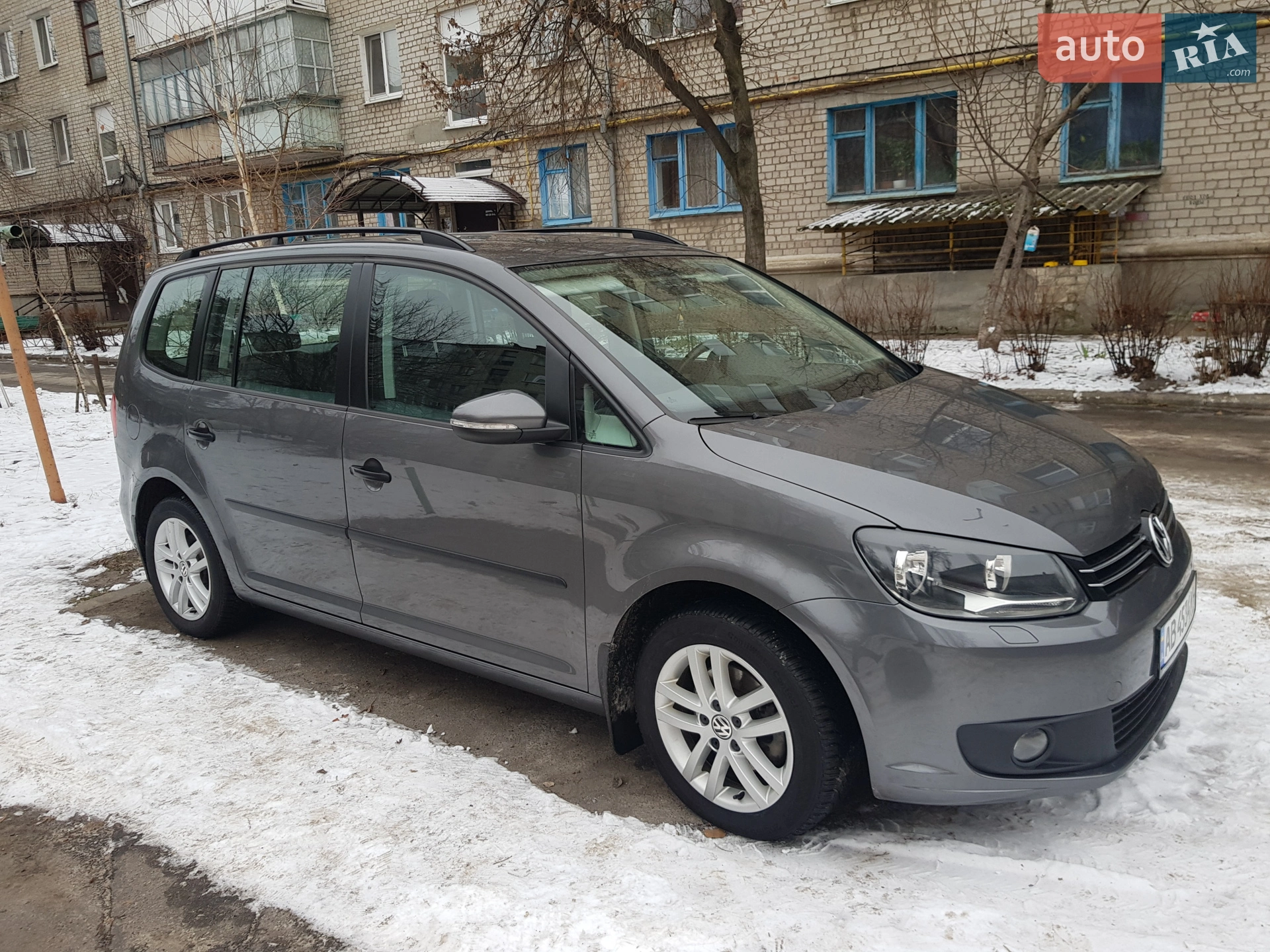 Volkswagen Touran, 2012