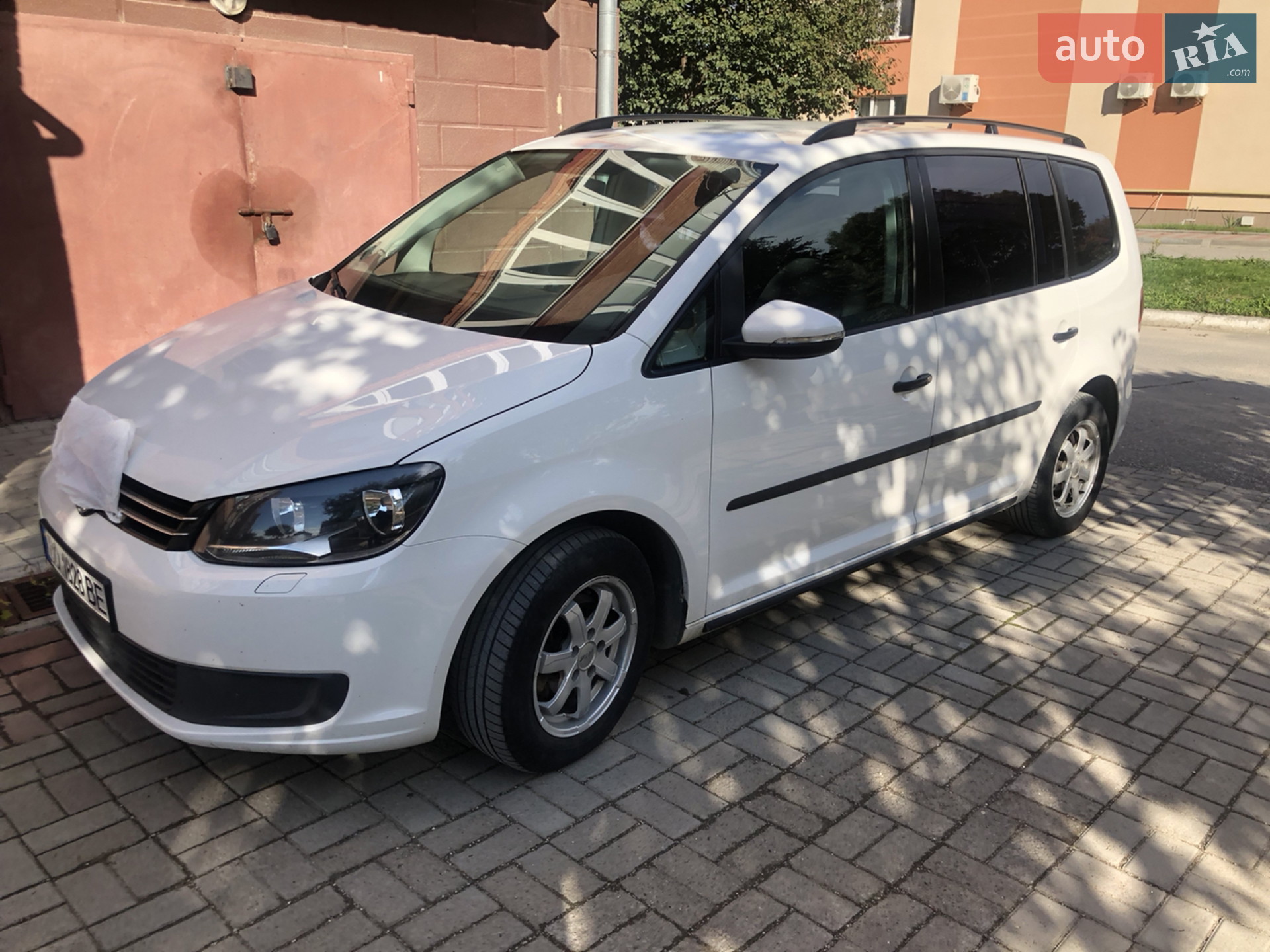 Volkswagen Touran, 2011