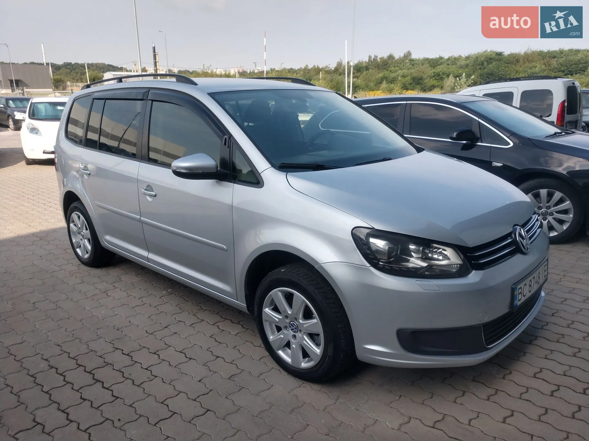 Volkswagen Touran, 2011