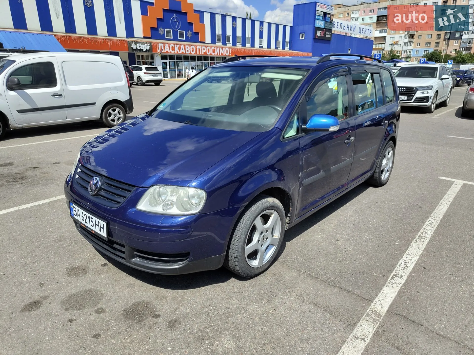 Volkswagen Touran, 2004