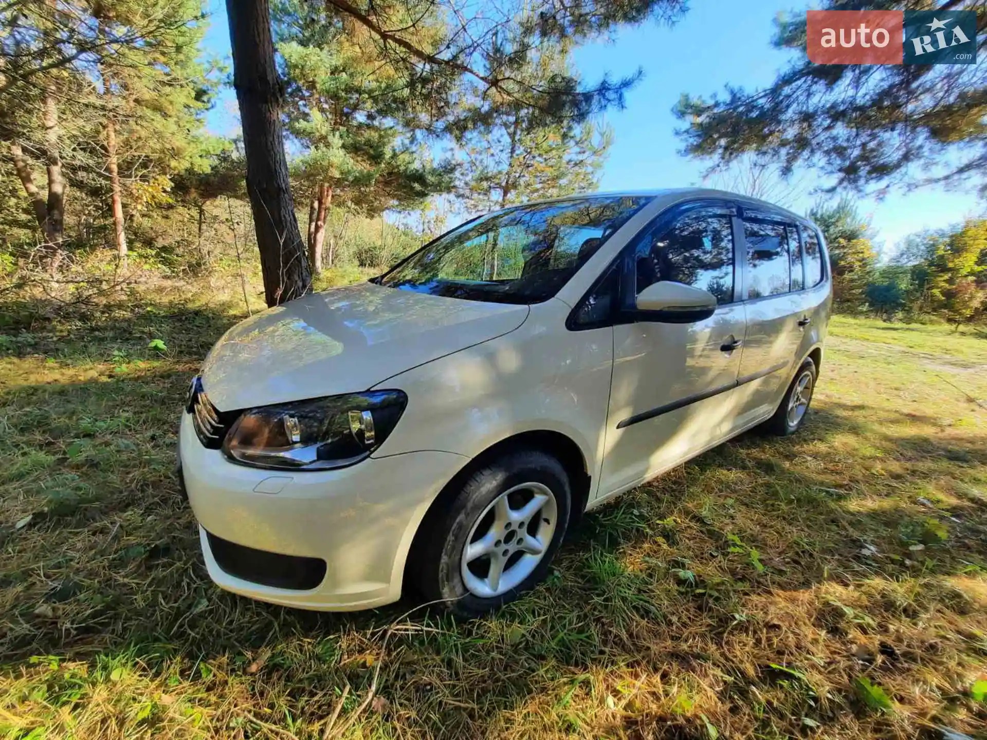 Volkswagen Touran, 2011